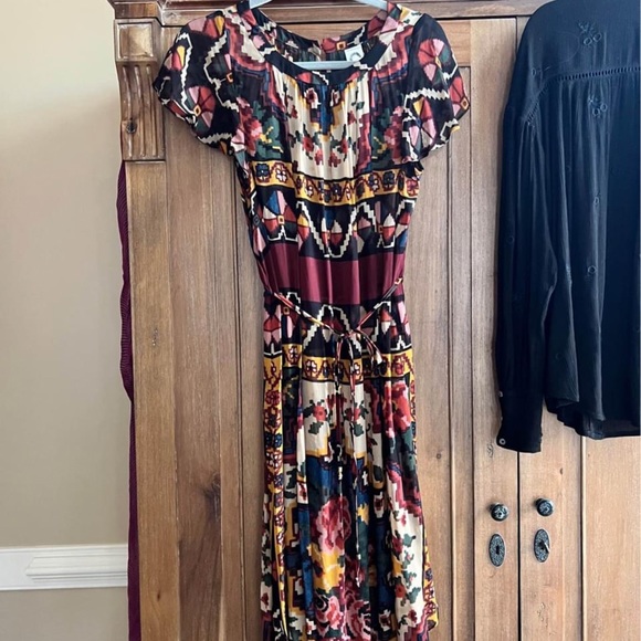 ✨HP✨ Anthro | Mosaic Vintage Floral Midi Dress - Picture 7 of 12